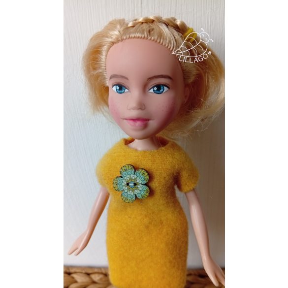 Réka, 24 cm magas, kézzel festett arcú Rebaba