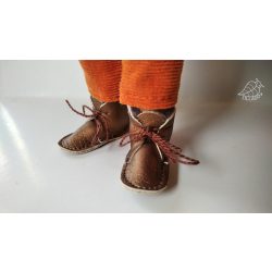 Rebaba cipő fiúbabára